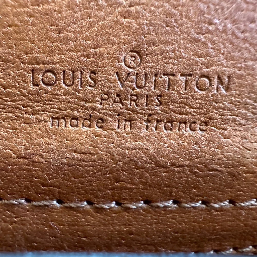 Authentic Louis Vuitton Saint Cloud GM Size Monogram Crossbody/Shoulder Bag - Picture 13 of 16